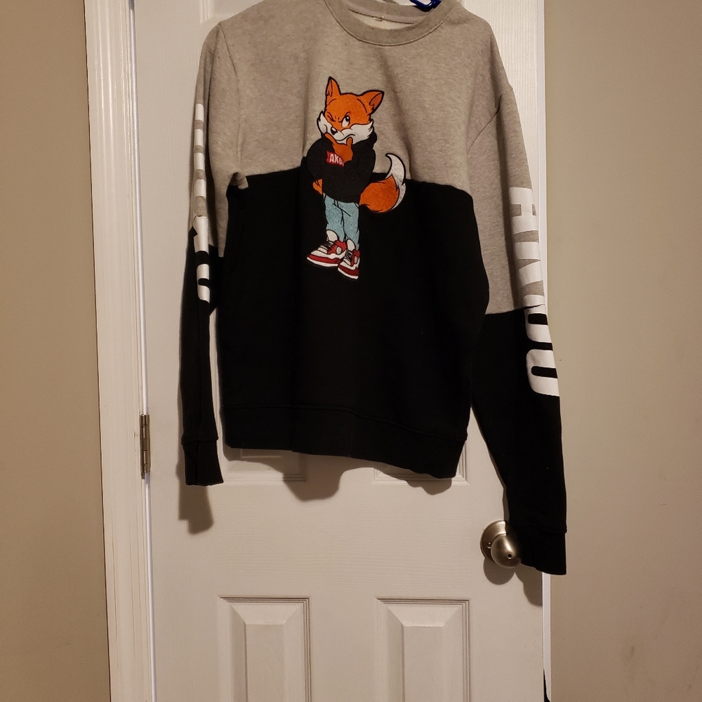 Mens sweater